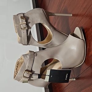 ZARA Gray Open Heel
